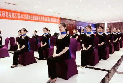 &ldquo;從女人到女神,從平凡到超凡&rdquo;中國東方禮儀研究院重慶分院《儀態(tài)與個(gè)人形象》系列沙龍--發(fā)現(xiàn)你的蛻變之旅